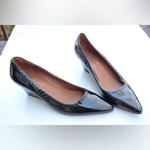 Donald J. Pliner wedges Eddie